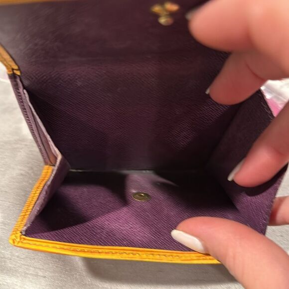 Louis Vuitton Gold and Orange Wallet - Picture 4 of 9